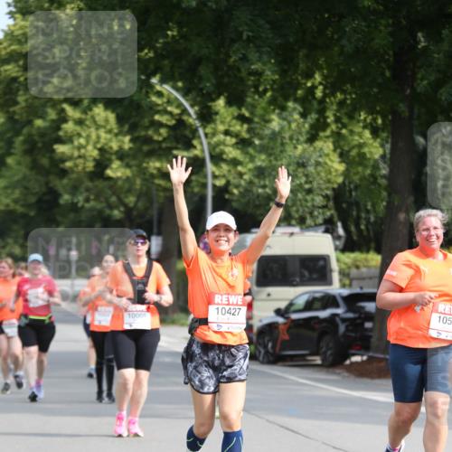 15.06.2025 - REWE Women's Run Jannik Wohlers http://msf.ph/oto/7935188 15.06.2025 09:52:59 Laufen 10005, 10427, 105 meine-sportfotos.de