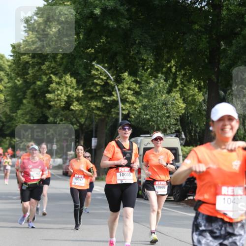 15.06.2025 - REWE Women's Run Jannik Wohlers http://msf.ph/oto/7935266 15.06.2025 09:53:01 Laufen 10307, 10005, 10047, 10688, 10427 meine-sportfotos.de