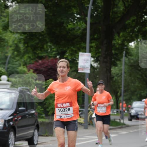 15.06.2025 - REWE Women's Run Jannik Wohlers http://msf.ph/oto/7935268 15.06.2025 08:25:55 Laufen 14, 10328, 10417 meine-sportfotos.de