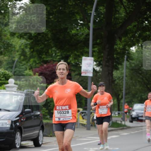 15.06.2025 - REWE Women's Run Jannik Wohlers http://msf.ph/oto/7935274 15.06.2025 08:25:55 Laufen 10328, 10417, 10120 meine-sportfotos.de