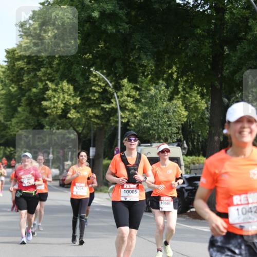 15.06.2025 - REWE Women's Run Jannik Wohlers http://msf.ph/oto/7935285 15.06.2025 09:53:01 Laufen 10047, 10005, 10688, 1042, 7 meine-sportfotos.de