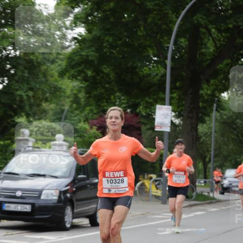 15.06.2025 - REWE Women's Run Jannik Wohlers http://msf.ph/oto/7935293 15.06.2025 08:25:55 Laufen 1043, 10328, 10417 meine-sportfotos.de