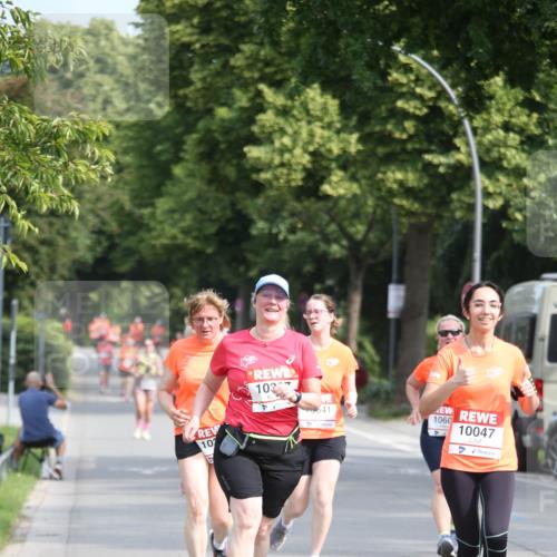 15.06.2025 - REWE Women's Run Jannik Wohlers http://msf.ph/oto/7935325 15.06.2025 09:53:03 Laufen 1037, 10047 meine-sportfotos.de