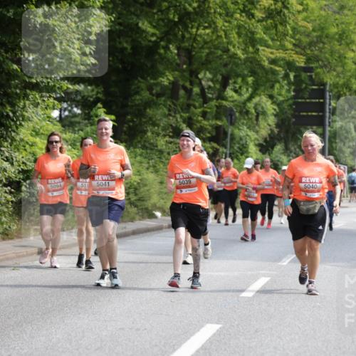 15.06.2025 - REWE Women's Run Jannik Wohlers http://msf.ph/oto/7935371 15.06.2025 10:12:45 Laufen 5094, 519, 5041, 5039, 215, 5040 meine-sportfotos.de