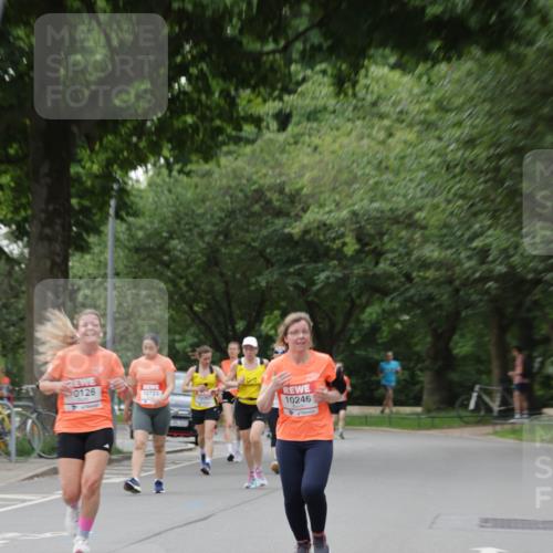15.06.2025 - REWE Women's Run Jannik Wohlers http://msf.ph/oto/7935397 15.06.2025 08:25:58 Laufen 0126, 10723, 10246 meine-sportfotos.de