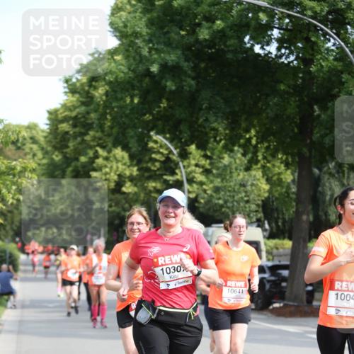 15.06.2025 - REWE Women's Run Jannik Wohlers http://msf.ph/oto/7935403 15.06.2025 09:53:06 Laufen 1030, 10641, 1004 meine-sportfotos.de