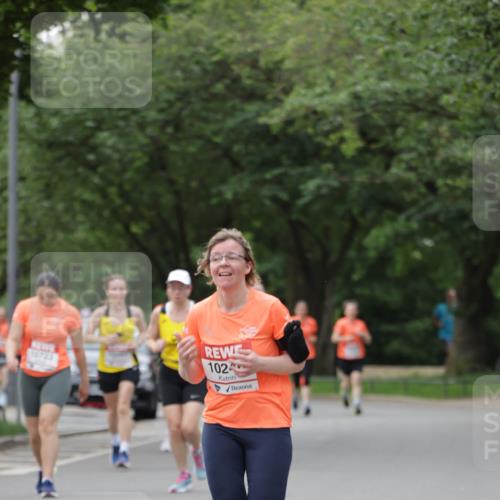 15.06.2025 - REWE Women's Run Jannik Wohlers http://msf.ph/oto/7935429 15.06.2025 08:25:58 Laufen 10723, 1024 meine-sportfotos.de