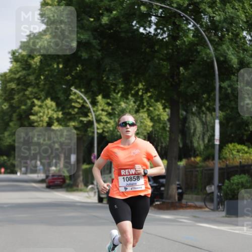 15.06.2025 - REWE Women's Run Jannik Wohlers http://msf.ph/oto/7935444 15.06.2025 08:40:31 Laufen 10858 meine-sportfotos.de