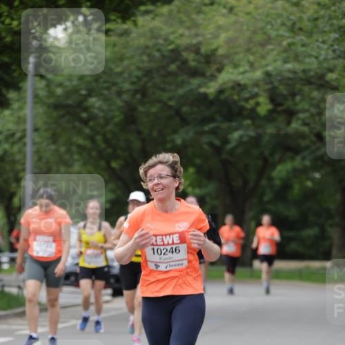 15.06.2025 - REWE Women's Run Jannik Wohlers http://msf.ph/oto/7935445 15.06.2025 08:25:59 Laufen 10246 meine-sportfotos.de