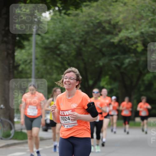 15.06.2025 - REWE Women's Run Jannik Wohlers http://msf.ph/oto/7935473 15.06.2025 08:25:59 Laufen 1024 meine-sportfotos.de