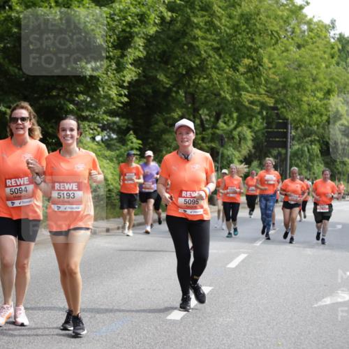 15.06.2025 - REWE Women's Run Jannik Wohlers http://msf.ph/oto/7935480 15.06.2025 10:12:51 Laufen 5094, 5193, 5095, 6414 meine-sportfotos.de