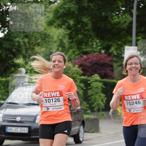 15.06.2025 - REWE Women's Run Jannik Wohlers http://msf.ph/oto/7935507 15.06.2025 08:26:01 Laufen 1043, 10126, 10246 meine-sportfotos.de