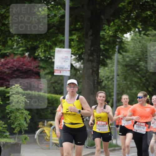 15.06.2025 - REWE Women's Run Jannik Wohlers http://msf.ph/oto/7935550 15.06.2025 08:26:02 Laufen 10510, 10067 meine-sportfotos.de