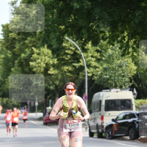 15.06.2025 - REWE Women's Run Jannik Wohlers http://msf.ph/oto/7935583 15.06.2025 09:53:20 Laufen 10215 meine-sportfotos.de