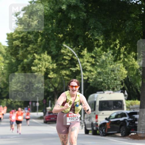 15.06.2025 - REWE Women's Run Jannik Wohlers http://msf.ph/oto/7935591 15.06.2025 09:53:21 Laufen 10215 meine-sportfotos.de