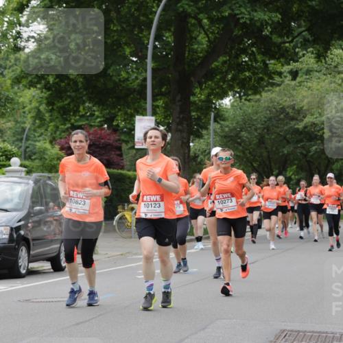 15.06.2025 - REWE Women's Run Jannik Wohlers http://msf.ph/oto/7935651 15.06.2025 08:26:14 Laufen 1043, 10823, 10273, 10621, 10123, 75 meine-sportfotos.de