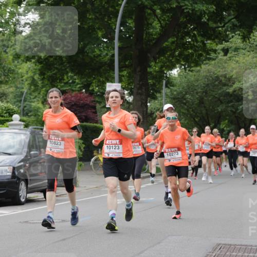 15.06.2025 - REWE Women's Run Jannik Wohlers http://msf.ph/oto/7935665 15.06.2025 08:26:14 Laufen 1043, 10823, 10123, 0675, 10273, 10621 meine-sportfotos.de