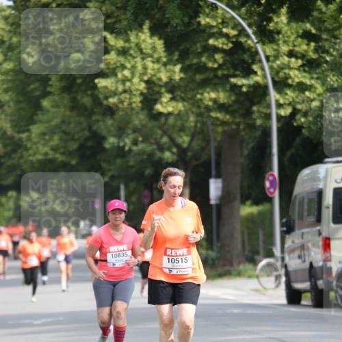 15.06.2025 - REWE Women's Run Jannik Wohlers http://msf.ph/oto/7935684 15.06.2025 09:53:31 Laufen 10835, 10515 meine-sportfotos.de
