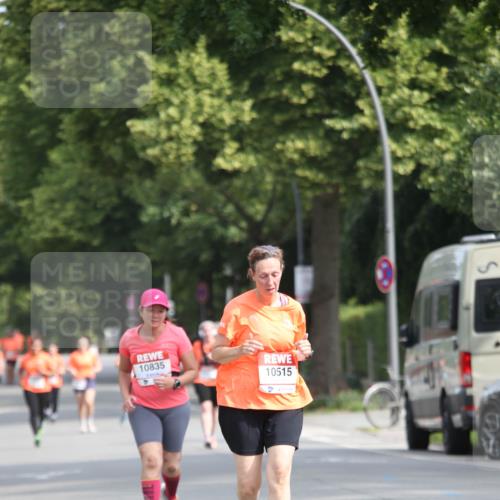 15.06.2025 - REWE Women's Run Jannik Wohlers http://msf.ph/oto/7935699 15.06.2025 09:53:32 Laufen 10835, 10515 meine-sportfotos.de