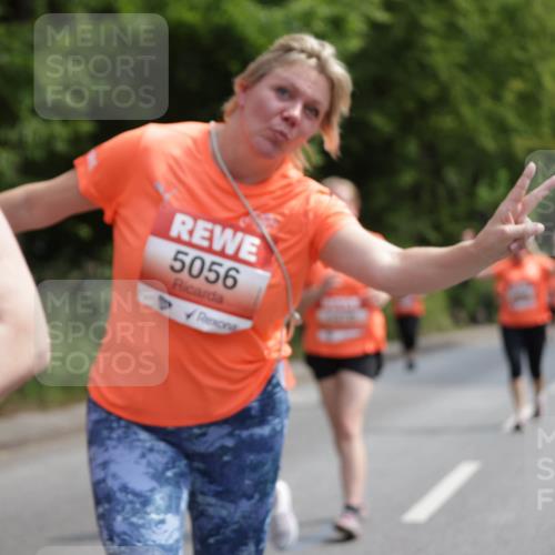 15.06.2025 - REWE Women's Run Jannik Wohlers http://msf.ph/oto/7935747 15.06.2025 10:13:00 Laufen 5056 meine-sportfotos.de
