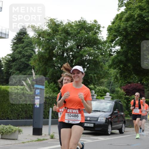15.06.2025 - REWE Women's Run Jannik Wohlers http://msf.ph/oto/7935772 15.06.2025 08:26:18 Laufen 1, 10486, 1043, 10221 meine-sportfotos.de