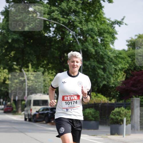 15.06.2025 - REWE Women's Run Jannik Wohlers http://msf.ph/oto/7935895 15.06.2025 08:41:40 Laufen 10174 meine-sportfotos.de