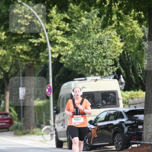 15.06.2025 - REWE Women's Run Jannik Wohlers http://msf.ph/oto/7935930 15.06.2025 09:53:41 Laufen 10351 meine-sportfotos.de