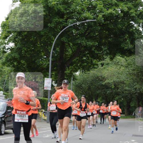 15.06.2025 - REWE Women's Run Jannik Wohlers http://msf.ph/oto/7935954 15.06.2025 08:26:21 Laufen 10621, 10743, 10583, 10339, 10133 meine-sportfotos.de