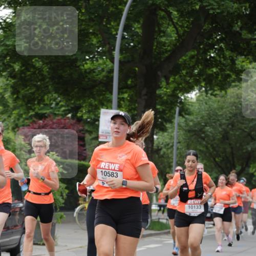 15.06.2025 - REWE Women's Run Jannik Wohlers http://msf.ph/oto/7935969 15.06.2025 08:26:21 Laufen 10583, 10133 meine-sportfotos.de