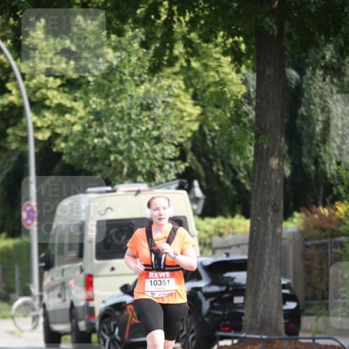 15.06.2025 - REWE Women's Run Jannik Wohlers http://msf.ph/oto/7935983 15.06.2025 09:53:43 Laufen 10351 meine-sportfotos.de