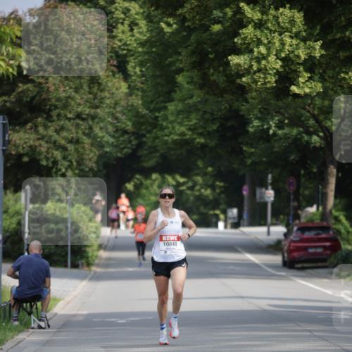 15.06.2025 - REWE Women's Run Jannik Wohlers http://msf.ph/oto/7935987 15.06.2025 08:42:19 Laufen 10848 meine-sportfotos.de