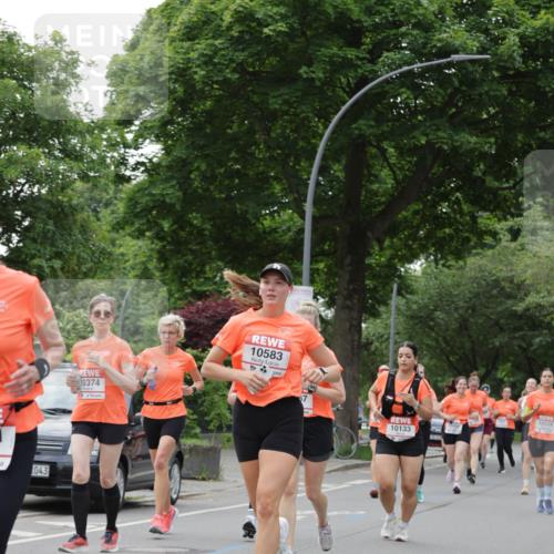 15.06.2025 - REWE Women's Run Jannik Wohlers http://msf.ph/oto/7935993 15.06.2025 08:26:22 Laufen 043, 10374, 10583, 38, 67, 10133, 10339 meine-sportfotos.de