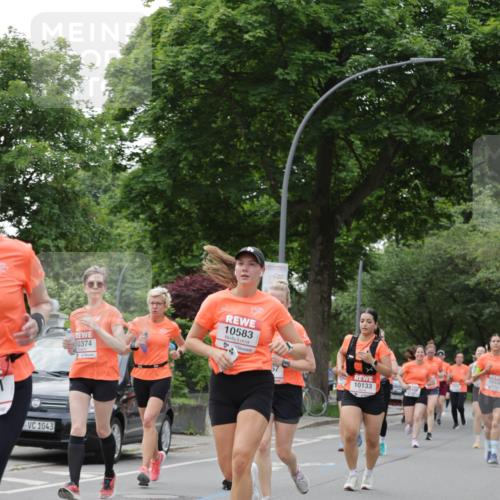 15.06.2025 - REWE Women's Run Jannik Wohlers http://msf.ph/oto/7935997 15.06.2025 08:26:22 Laufen 1043, 10374, 10583, 10133, 10339 meine-sportfotos.de