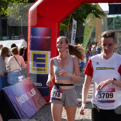 13.06.2025 - Holstenköstenlauf Felixshl http://msf.ph/oto/7935998 13.06.2025 18:04:39 Laufen 2286, 2718, 2806, 3163, 3709, 3938, 3939 meine-sportfotos.de