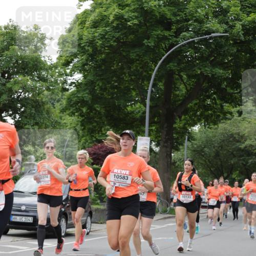 15.06.2025 - REWE Women's Run Jannik Wohlers http://msf.ph/oto/7935999 15.06.2025 08:26:22 Laufen 1043, 10374, 10583, 367, 10133, 10339 meine-sportfotos.de