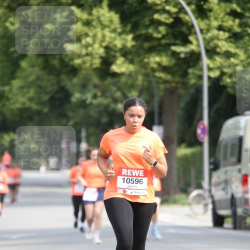 15.06.2025 - REWE Women's Run Jannik Wohlers http://msf.ph/oto/7936013 15.06.2025 09:53:45 Laufen 10596 meine-sportfotos.de