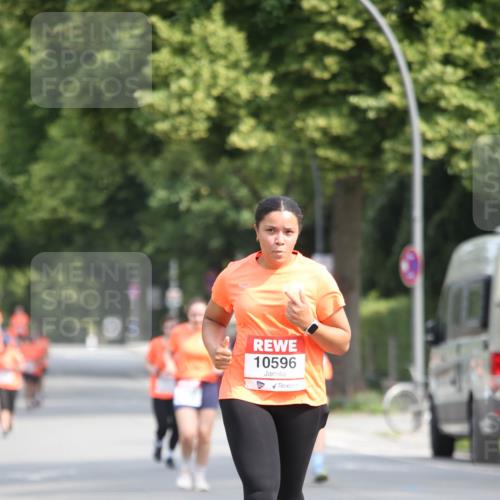 15.06.2025 - REWE Women's Run Jannik Wohlers http://msf.ph/oto/7936023 15.06.2025 09:53:45 Laufen 10596 meine-sportfotos.de