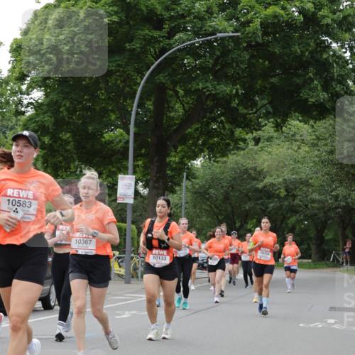 15.06.2025 - REWE Women's Run Jannik Wohlers http://msf.ph/oto/7936026 15.06.2025 08:26:22 Laufen 10583, 10367, 10133, 10339 meine-sportfotos.de