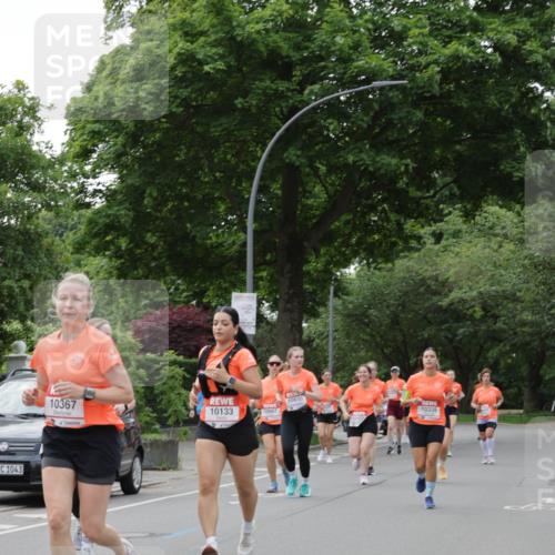 15.06.2025 - REWE Women's Run Jannik Wohlers http://msf.ph/oto/7936048 15.06.2025 08:26:23 Laufen 1043, 10367, 10830, 10133, 10667, 10339 meine-sportfotos.de