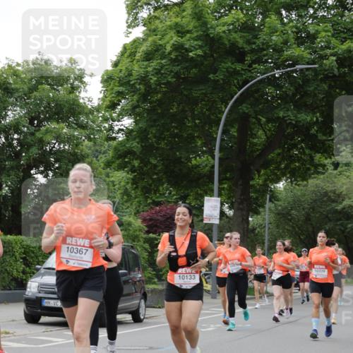 15.06.2025 - REWE Women's Run Jannik Wohlers http://msf.ph/oto/7936069 15.06.2025 08:26:23 Laufen 10367, 10133, 10536, 10339 meine-sportfotos.de