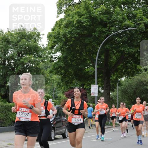 15.06.2025 - REWE Women's Run Jannik Wohlers http://msf.ph/oto/7936083 15.06.2025 08:26:24 Laufen 3, 10830, 10339, 10133, 10367 meine-sportfotos.de