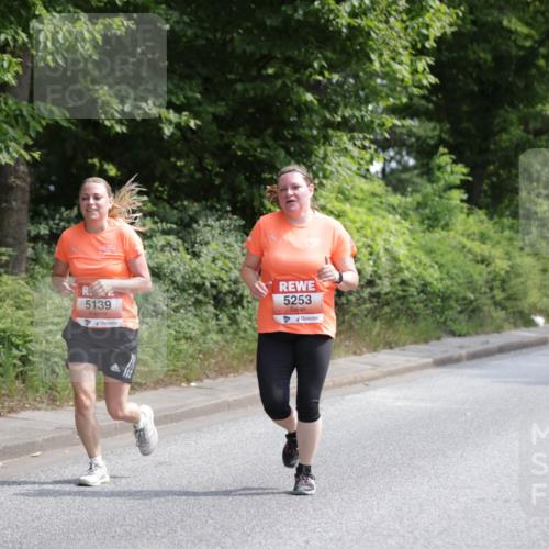 15.06.2025 - REWE Women's Run Jannik Wohlers http://msf.ph/oto/7936088 15.06.2025 10:13:11 Laufen 5139, 5253 meine-sportfotos.de