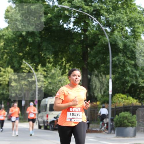 15.06.2025 - REWE Women's Run Jannik Wohlers http://msf.ph/oto/7936119 15.06.2025 09:53:48 Laufen 10596 meine-sportfotos.de