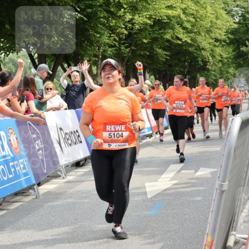 15.06.2025 - REWE Women's Run Strokosch-Dieckow http://msf.ph/oto/7936141 15.06.2025 11:09:18 Ziel 5095, 5104, 5139, 5178, 5253, 5273, 5274, 5552, 5577 meine-sportfotos.de
