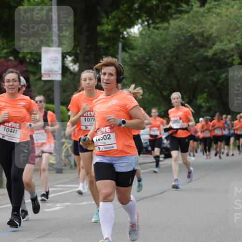 15.06.2025 - REWE Women's Run Jannik Wohlers http://msf.ph/oto/7936319 15.06.2025 08:26:29 Laufen 10441, 10778, 10426, 1078, 70502, 10762 meine-sportfotos.de