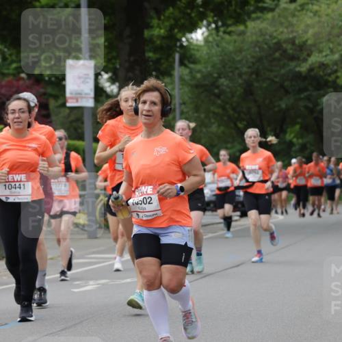 15.06.2025 - REWE Women's Run Jannik Wohlers http://msf.ph/oto/7936327 15.06.2025 08:26:30 Laufen 10426, 4, 10441, 10778, 70502, 10762 meine-sportfotos.de
