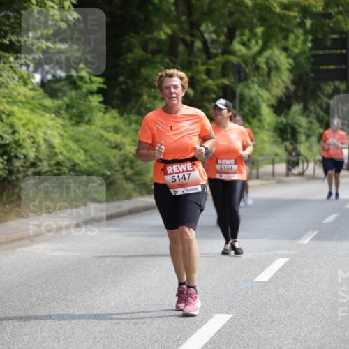 15.06.2025 - REWE Women's Run Jannik Wohlers http://msf.ph/oto/7936329 15.06.2025 10:13:22 Laufen 527, 5147, 5104 meine-sportfotos.de
