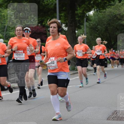 15.06.2025 - REWE Women's Run Jannik Wohlers http://msf.ph/oto/7936376 15.06.2025 08:26:30 Laufen 1043, 10426, 10441, 28, 10776, 10442, 10762, 502 meine-sportfotos.de