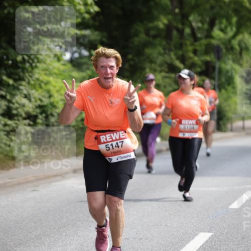 15.06.2025 - REWE Women's Run Jannik Wohlers http://msf.ph/oto/7936386 15.06.2025 10:13:23 Laufen 5147, 6104 meine-sportfotos.de