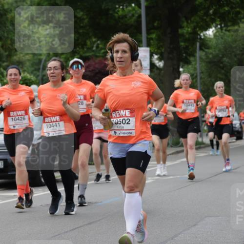 15.06.2025 - REWE Women's Run Jannik Wohlers http://msf.ph/oto/7936391 15.06.2025 08:26:30 Laufen 1043, 10426, 10441, 28, 10502, 10443, 10762 meine-sportfotos.de